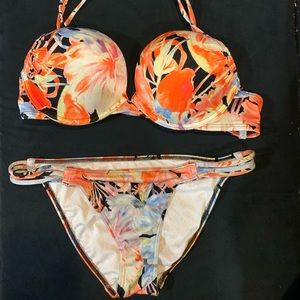 Victoria Secret Bombshell 34B